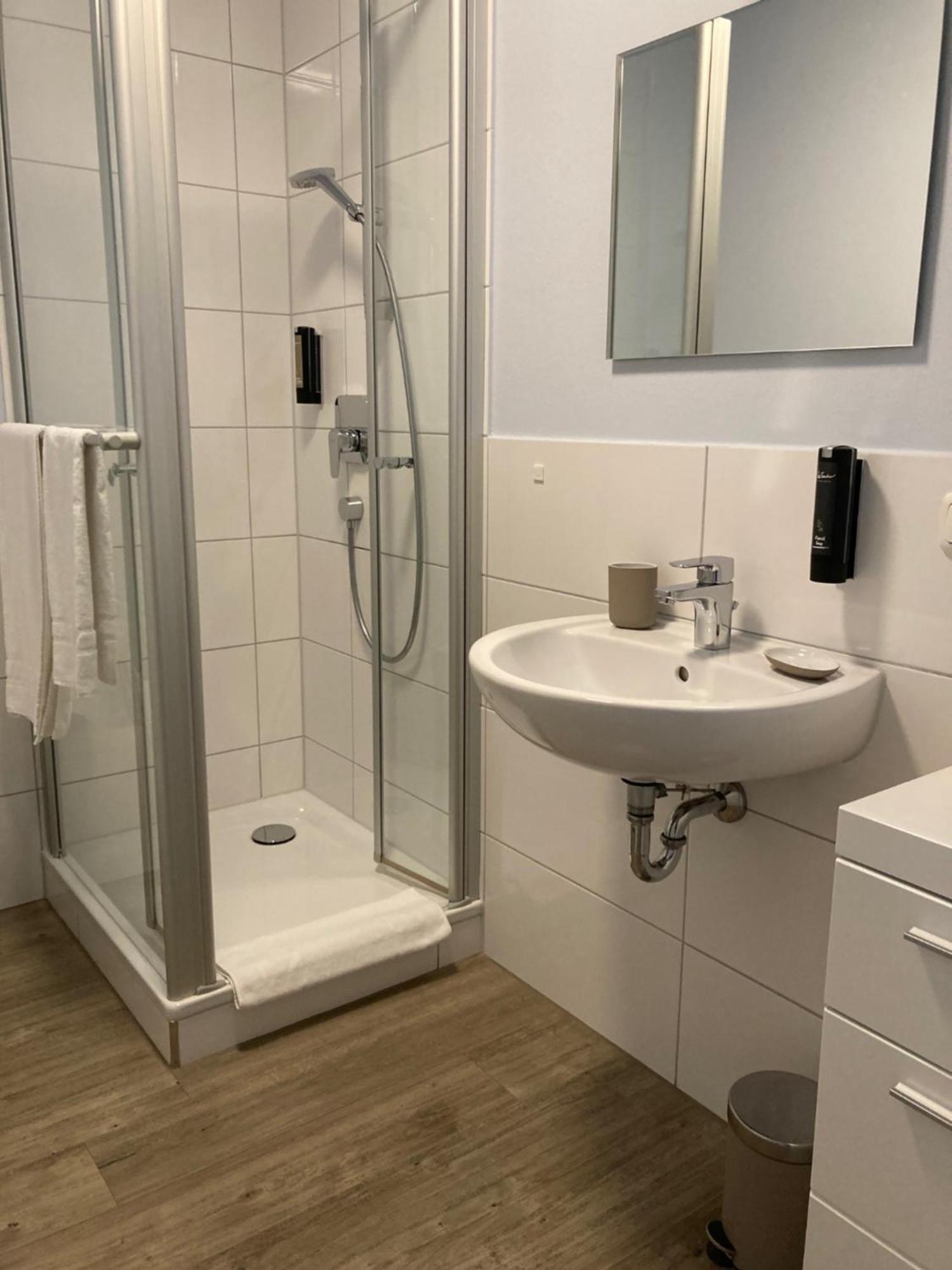 Das Singold Hotel Mit Highspeed Wlan Und Digitalem Schluessel Schwabmunchen Exterior foto
